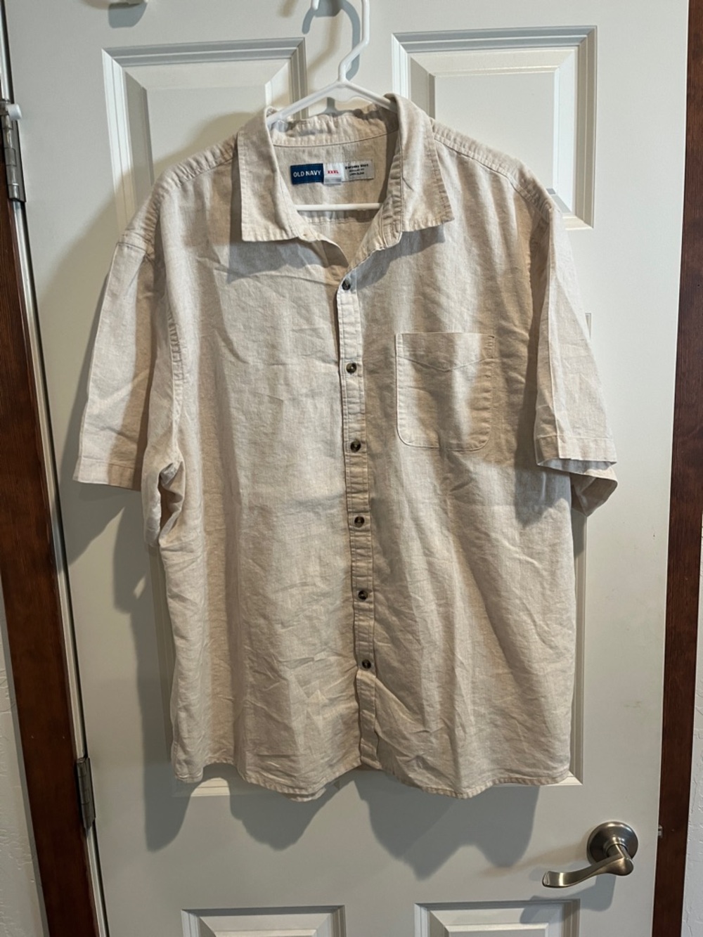 Men’s linen button down shirt